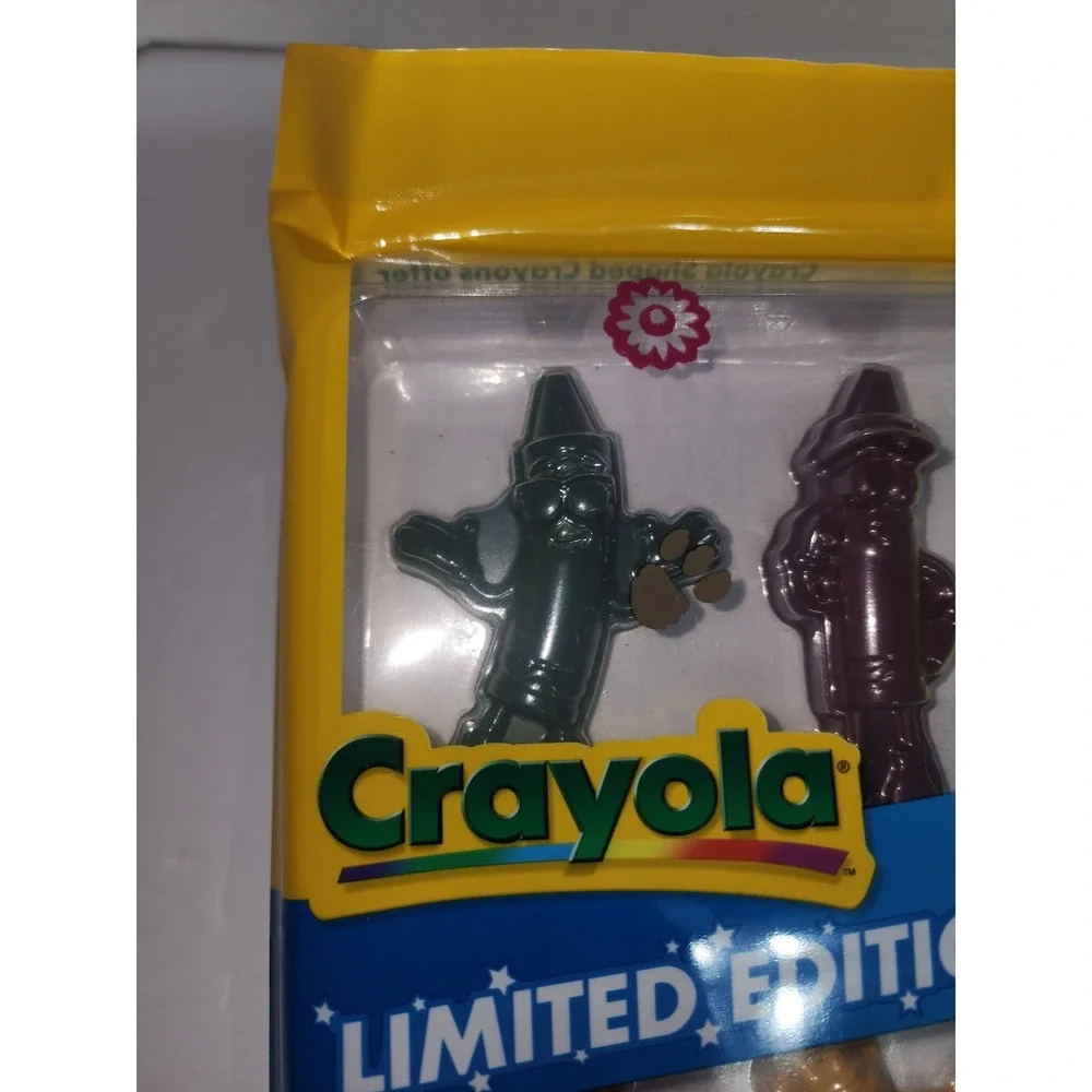 Crayola Limited Edition 8 Retired Colors Shaped Crayons